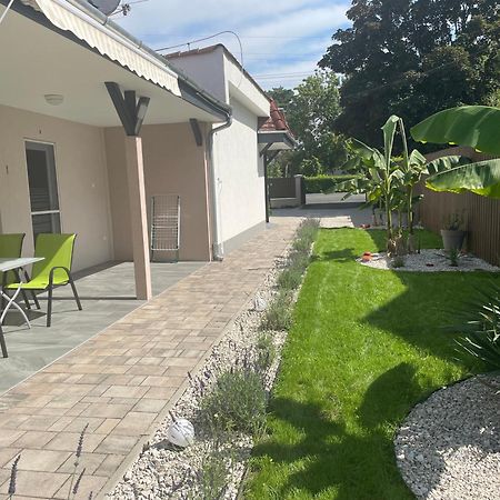 Tutti Apartman Балатонлелле Экстерьер фото