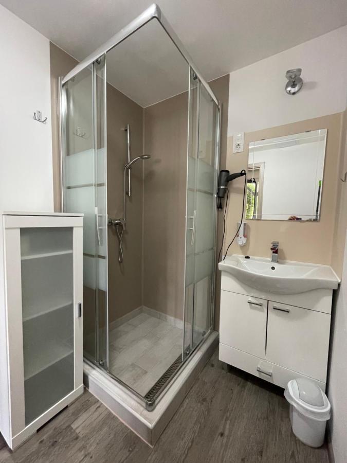 Tutti Apartman Балатонлелле Экстерьер фото